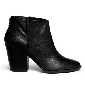 COLE HAAN Dey Black Leather Heeled Ankle Bootie 8